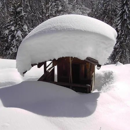 Dorfblick, * Sonntag